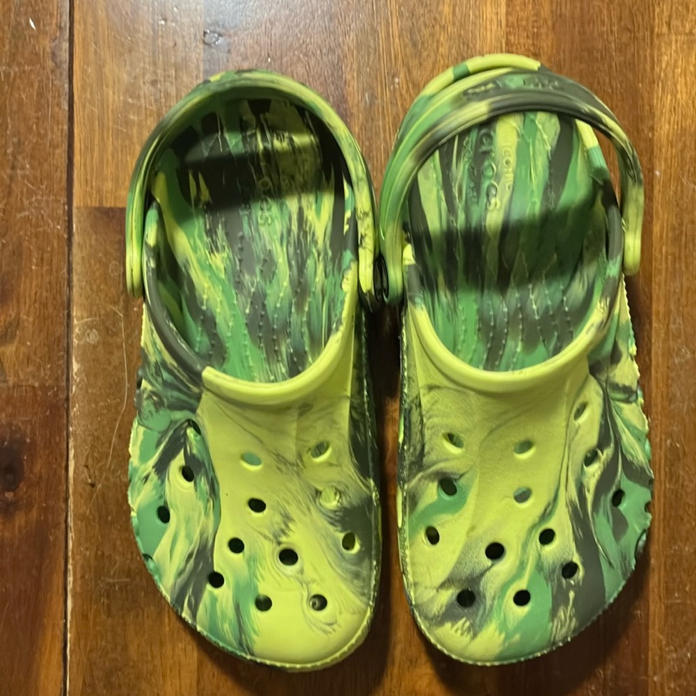 Camo crocs -Size 3